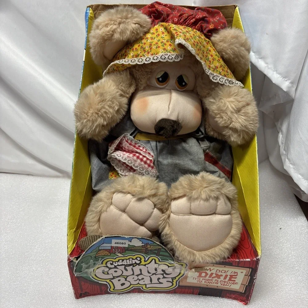 1985 CUDDLIN' COUNTRY‎ BEARS  